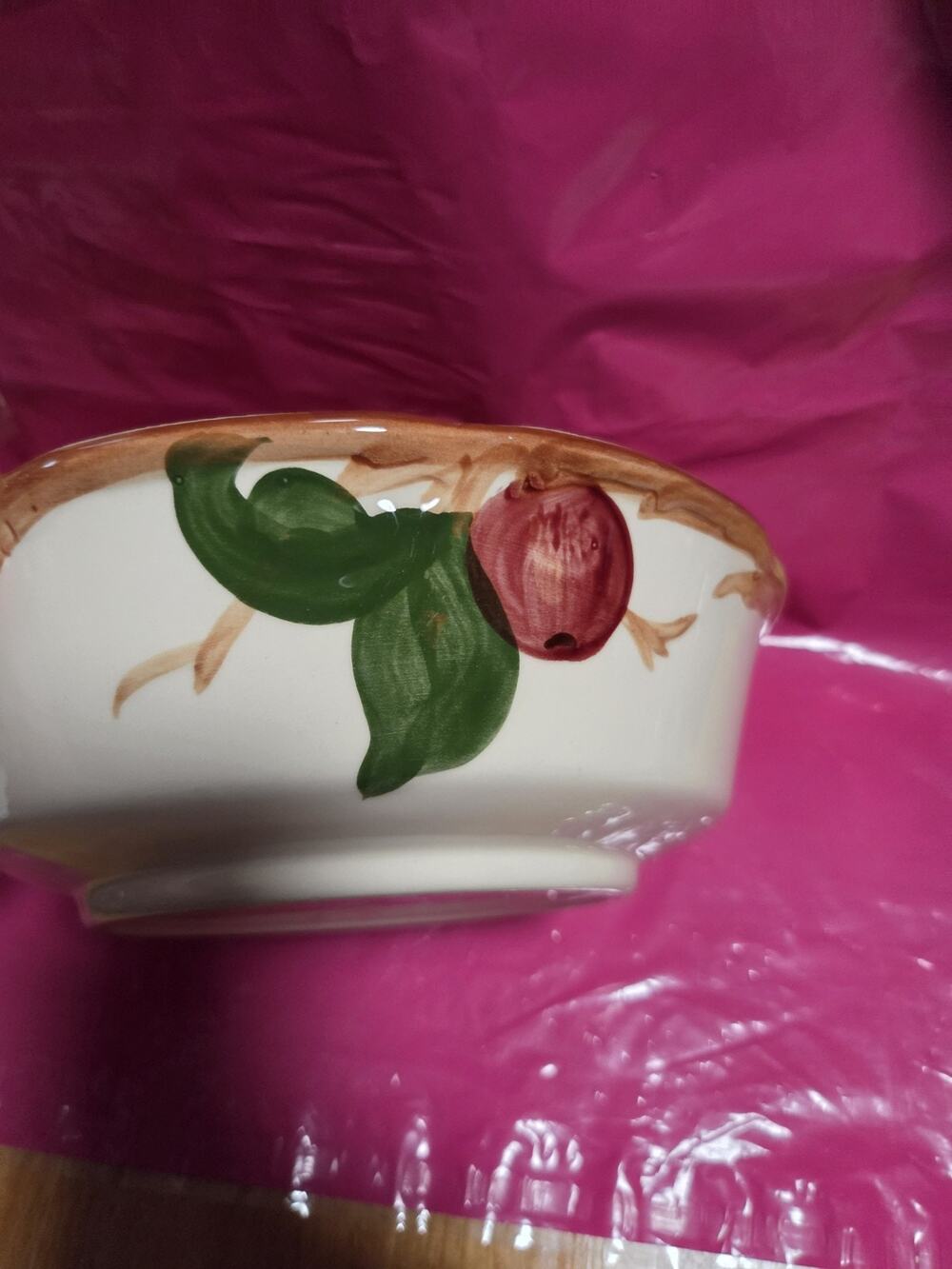 Vintage Franciscan Apple 8.75” Serving Bowl Made in USA